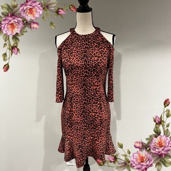 Cold Shoulder short sleeve animal print dress - Picture 1 of 11